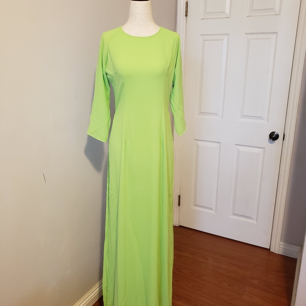 Ao Dai Vietnam View 2
